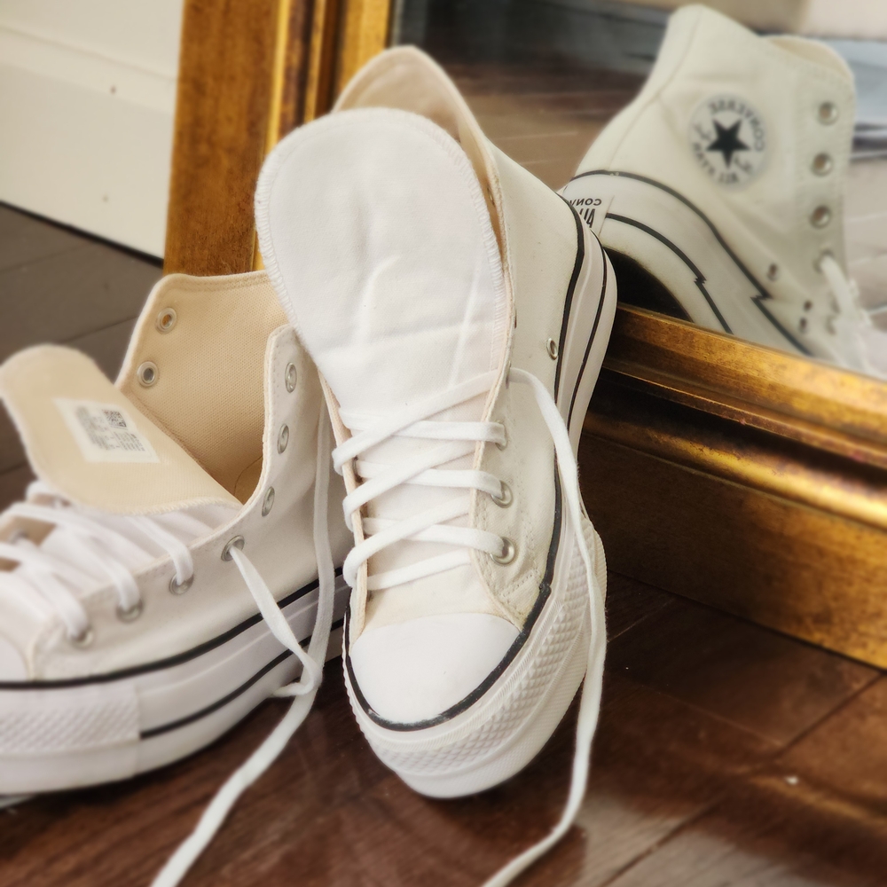 Converse White High-Top Sneakers Classic Design